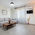 Apartament House Rytha